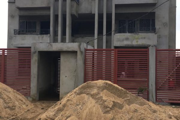 duplex jumelé à Douala-yassa7